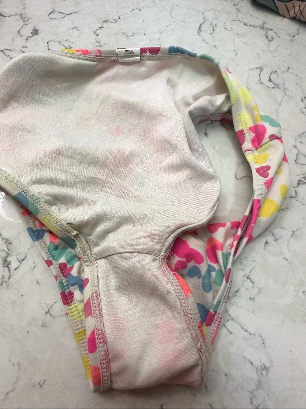Children's Place Girls Rash Guard Swimsuit Size 7/8 2-Piece Short Sleeve Hearts